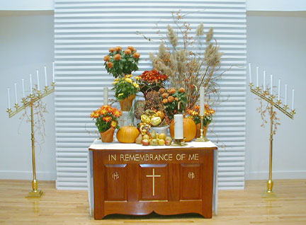 Altar_Thanksgiving2001